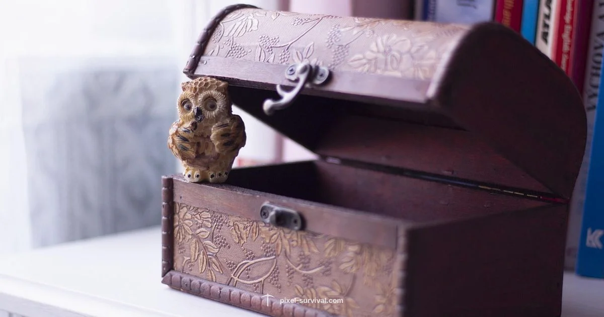 Mimics in Terraria - Pixel Survival