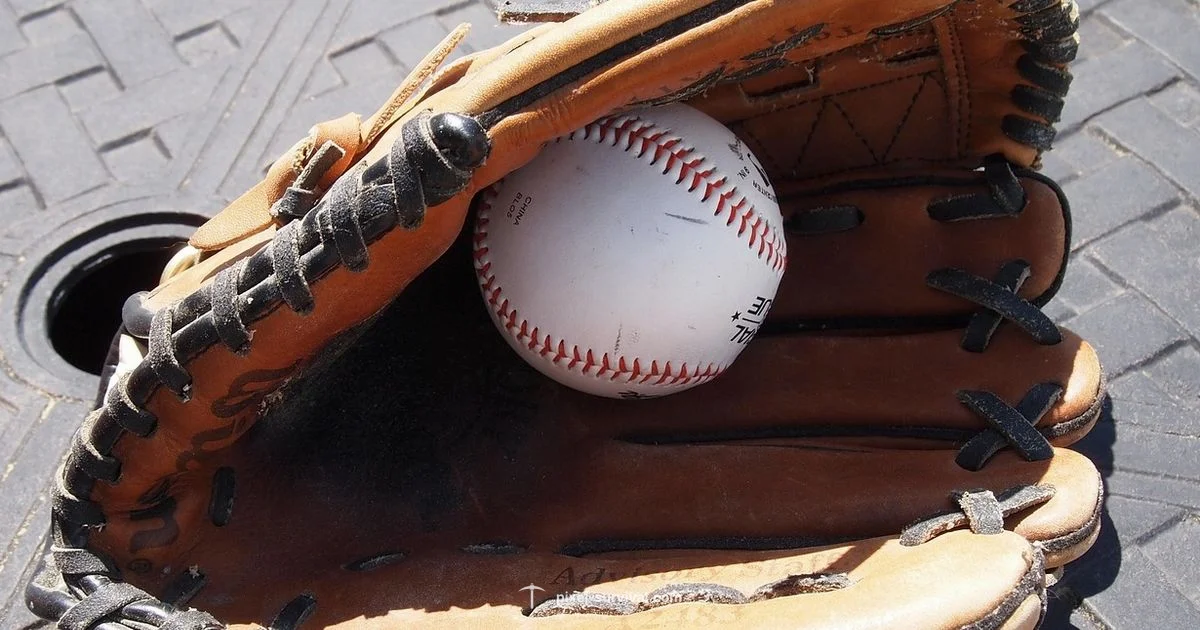 Titan Gloves Guide - Pixel Survival