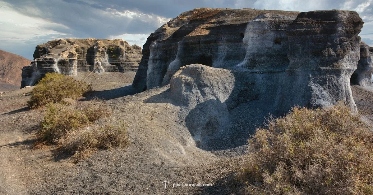 Obsidian Rose Guide - Pixel Survival